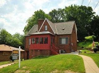 4067 Edge Rd, Pittsburgh, PA 15227