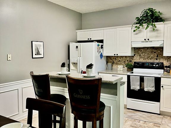 3rd image of 6436 Paddington Way