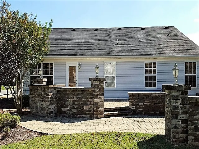 2108 Cason Trl — Photo 9