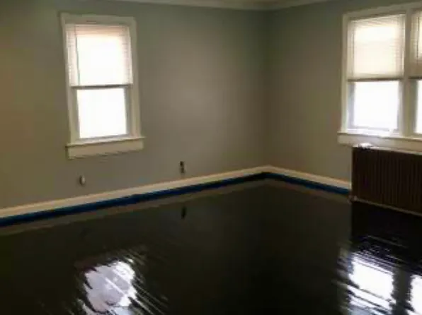 (undisclosed Address), Pt Chester, NY 10573