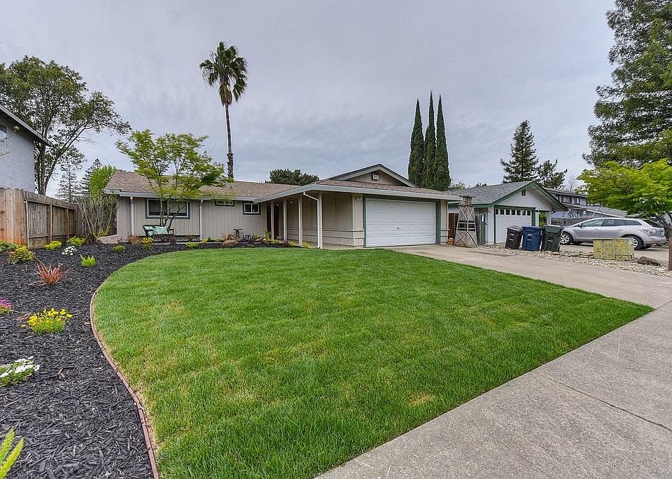 1st image of 7921 Sylvan Oak Way