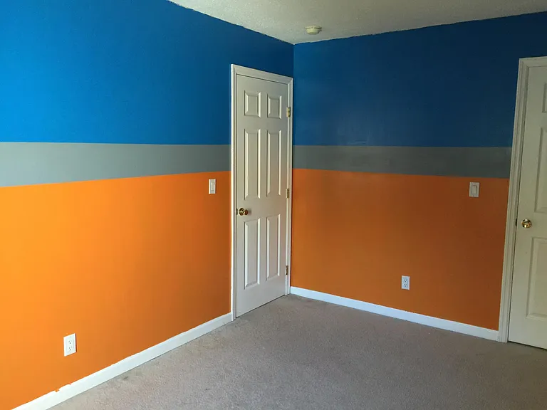 67 Johns Dr — Photo 3
