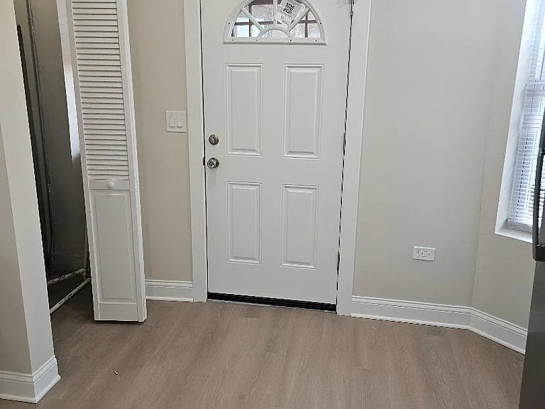 1540 N Homan Ave #3 — Photo 5