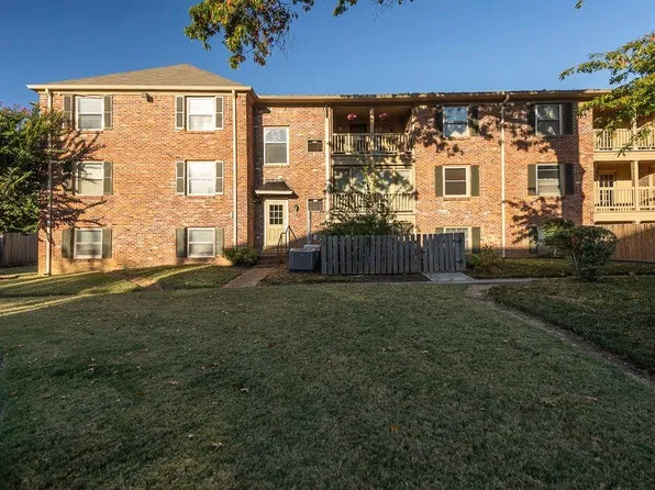 1207 Middle Ct APT 302M, Memphis, TN 38119
