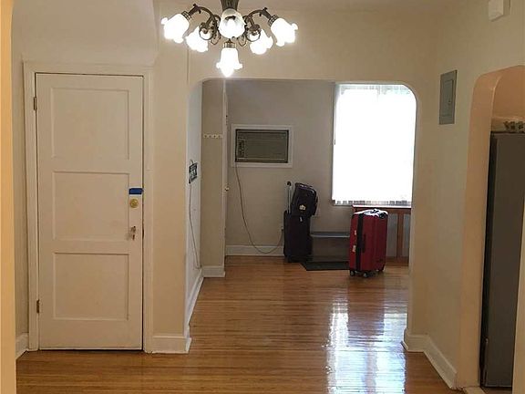 4th image of 25313 86th Ave