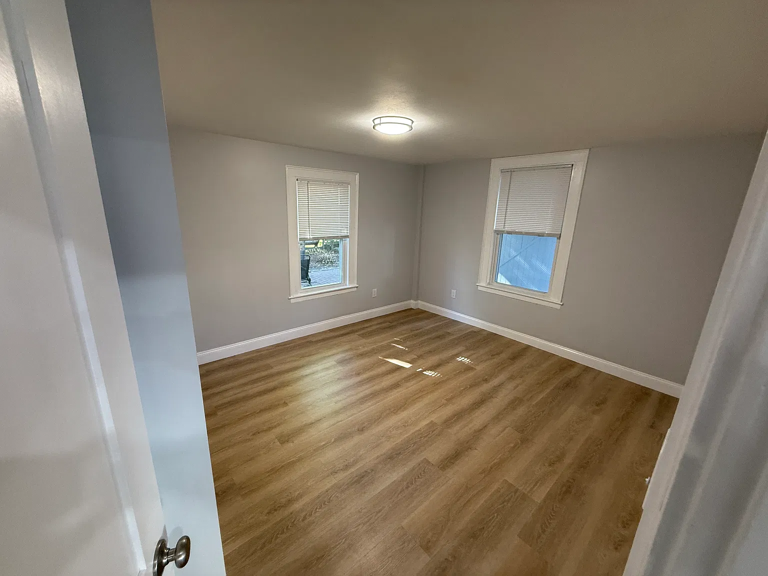 2 bed, 800 sqft, $2,395 — Photo 3