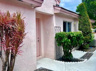 201 NW 75th Ter, Plantation, FL 33317
