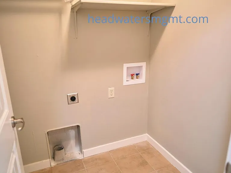 403 N Quaw Blvd — Photo 20