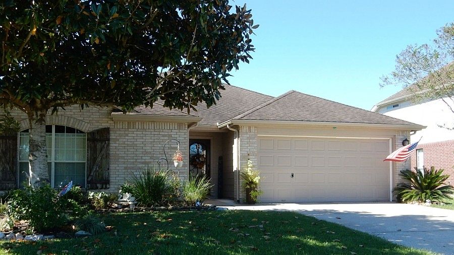 1st image of 409 Cedar Branch Dr
