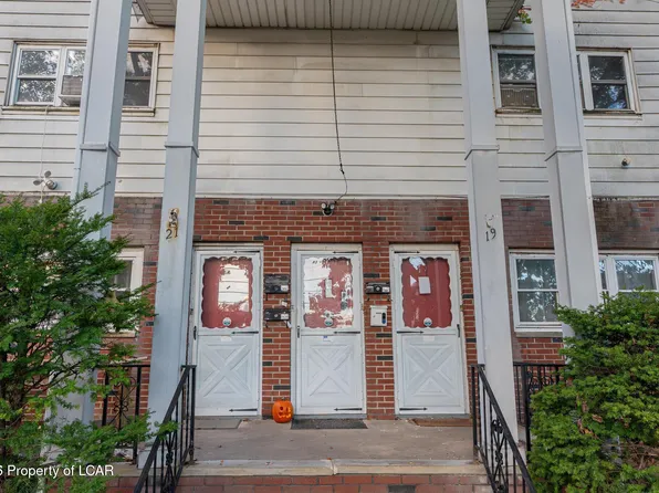 17 Catlin Ave, Wilkes Barre, PA 18702