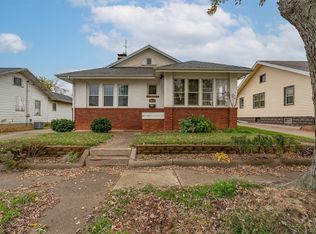 18 Berenz Pl, Bloomington, IL