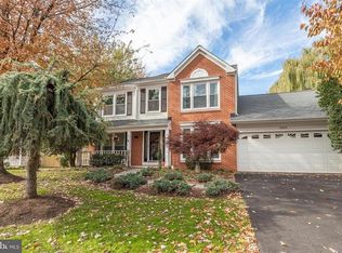 5414 Goldmoore Ct, Centreville, VA 20120