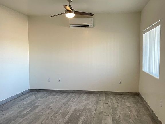5th image of 3048 Shoshone Dr Unit B101