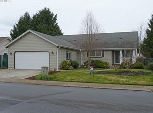 5469 Olympic Cir, Eugene, OR 97402