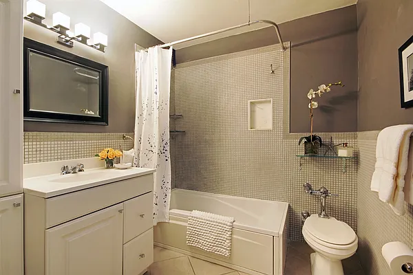 Sold by Corcoran | media 6