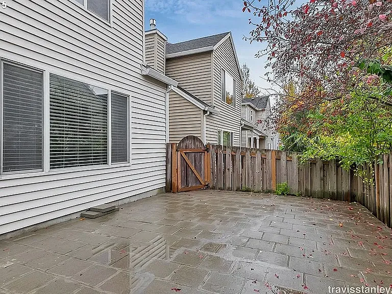 6491 NW Connery Ter — Photo 12