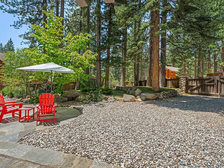 1091 Flume Rd — Photo 16