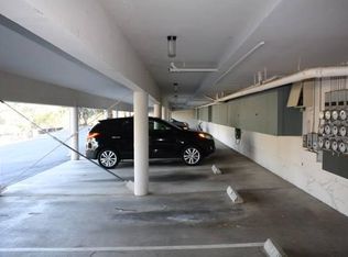 1056 Continentals Way #28, Belmont, CA 94002