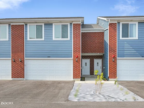 1058 Gillespie Ln, Yorkville, IL 60560