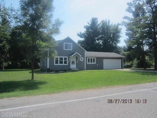 1st image of 2405 W Osterhout Ave