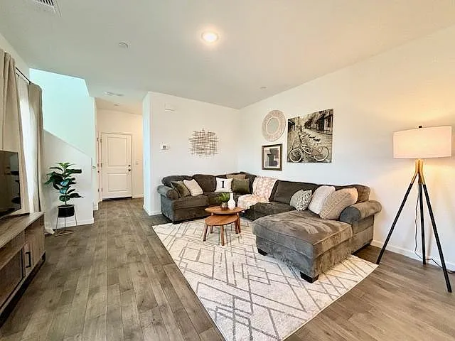 4173 Arjuna Way — Photo 13