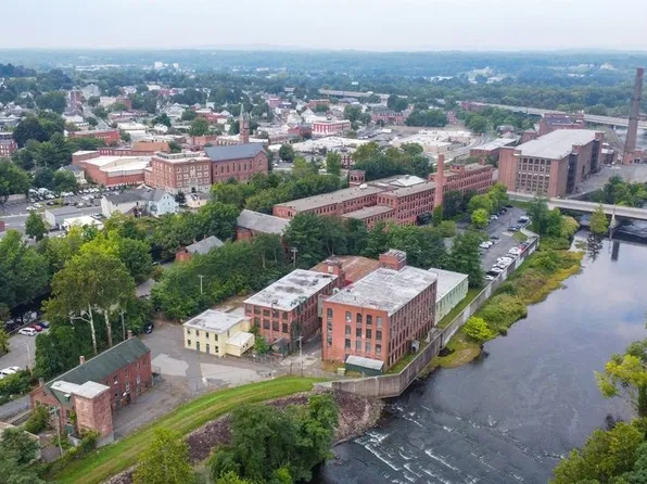 35 Lower Grape St, Chicopee, MA 01013