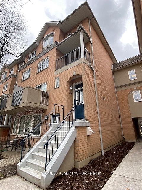 1st image of 28 Sommerset Way #1639