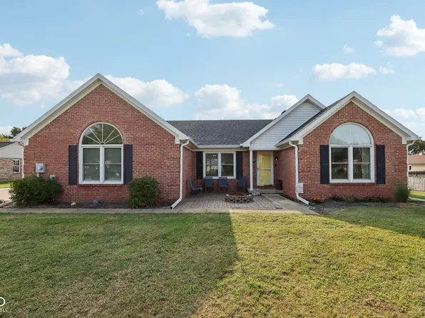 102 Division Dr, Tipton, IN 46072