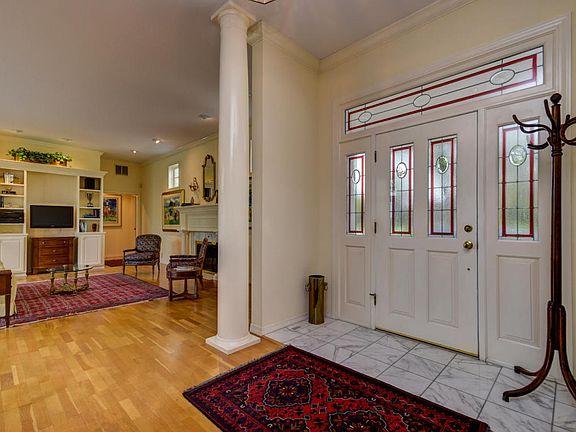 3rd image of 3668 E Kingswood Dr