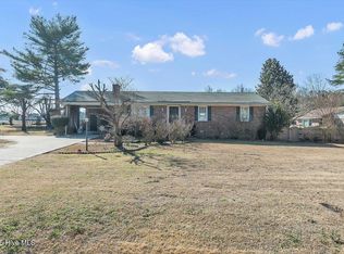 2697 Forrest Dr, Kinston, NC 28504