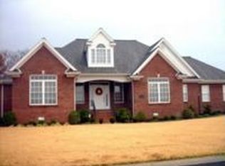 620 Peppers Mill Dr, Paducah, KY 42001