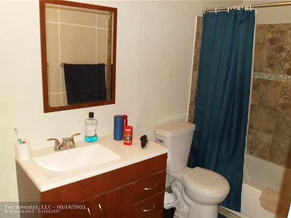 5th image of 3450 Pinewalk Dr N APT 416