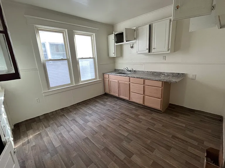 38 Goulding Ave #1 — Photo 2
