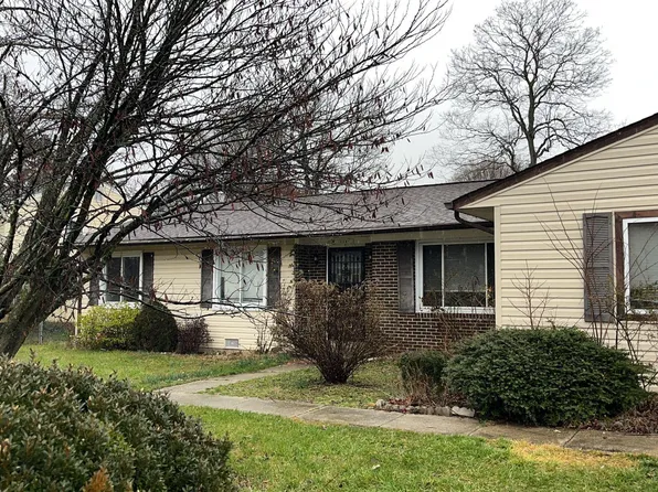 10501 Beechwood Dr, Waldorf, MD 20601