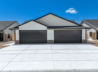 513 E Harper St, Valley Center, KS 67147