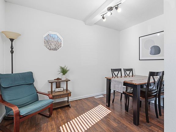 5th image of 606 Saint Charles St