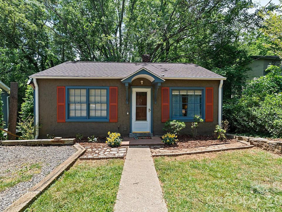 1st image of 224 Aurora Dr