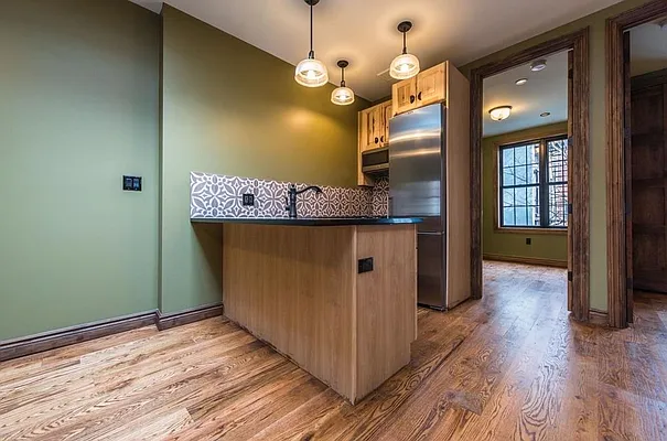 Rented by Brick&Mortar | media 30