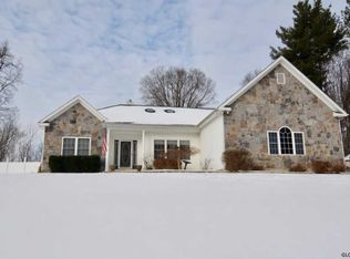 1 Brielle Dr, Troy, NY 12182