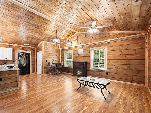 3rd image of 587 Cold Stream Trl