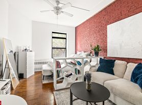 227 E 12th St, New York, NY