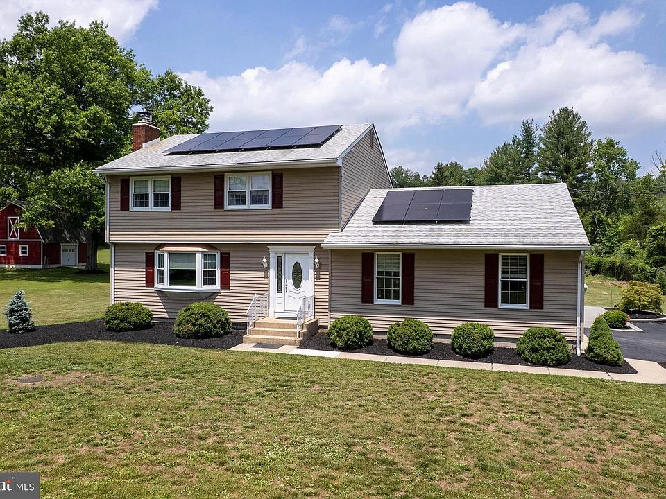 1st image of 56 Valley Rd