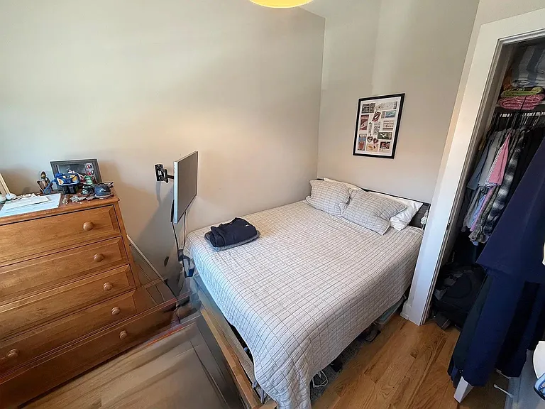 419 Washington St #2 — Photo 13