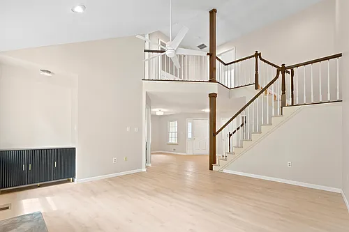 703 Porter Way W Photo 1