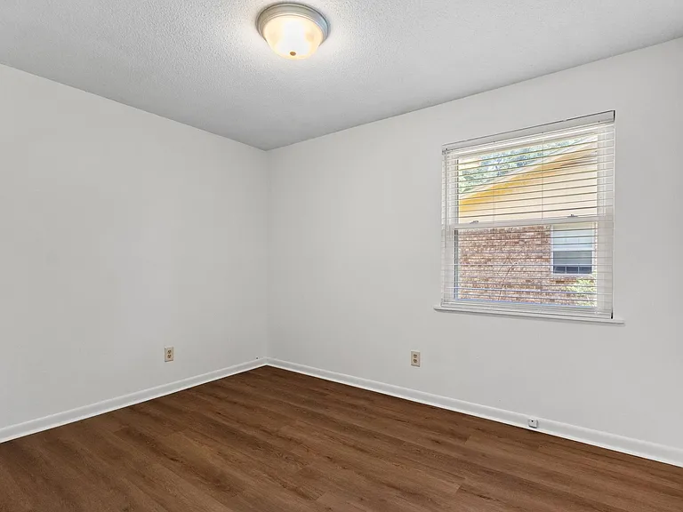 3108 Briarwood Dr — Photo 22
