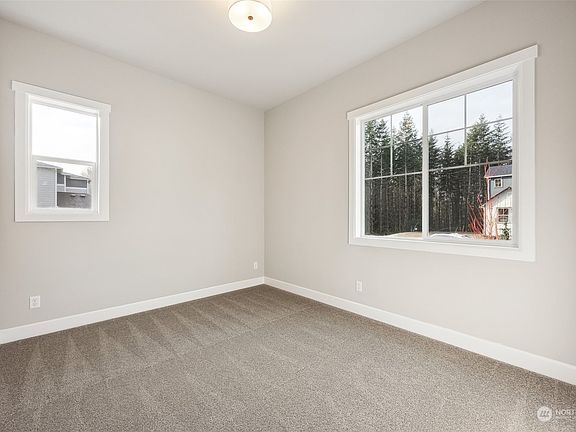4th image of 10323 132nd Avenue NE #08