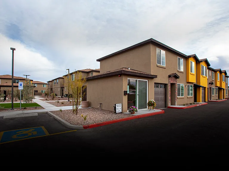 Exterior & LAndscaping