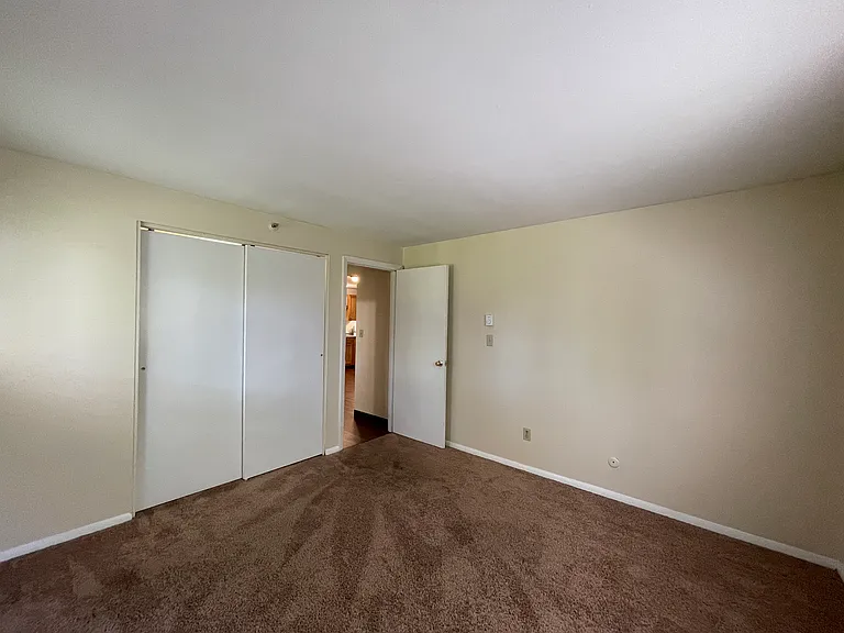 Highland Estates — Photo 27