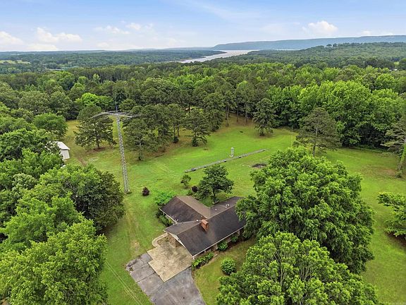 4th image of 200 Higden Rd
