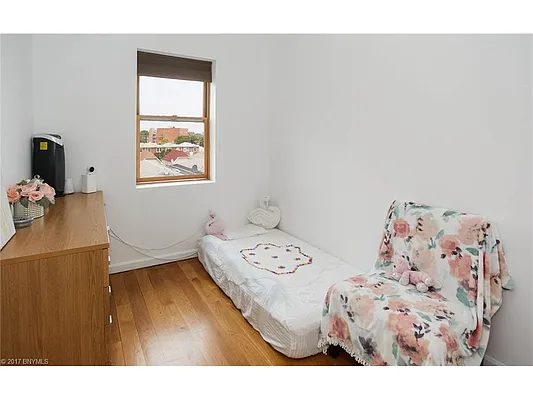 Sold by Keller Williams Realty Empire | media 15